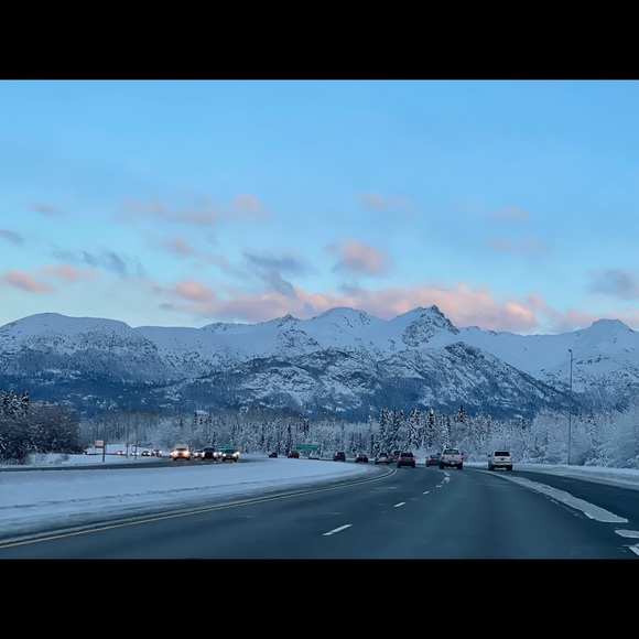 Meet your Posher, Joanne - Picture 1 of 2